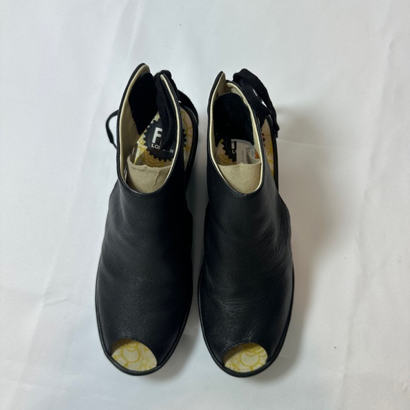 Fly London Black Mules Sleek Minimalist Design 9-9.5 - Picture 2 of 10